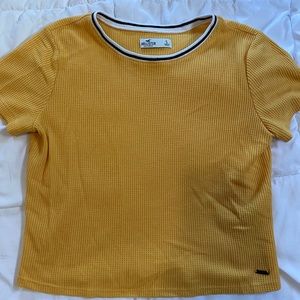 Hollister yellow cropped t-shirt